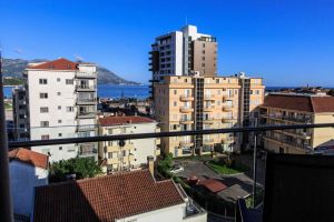 sup suit with sea view 011